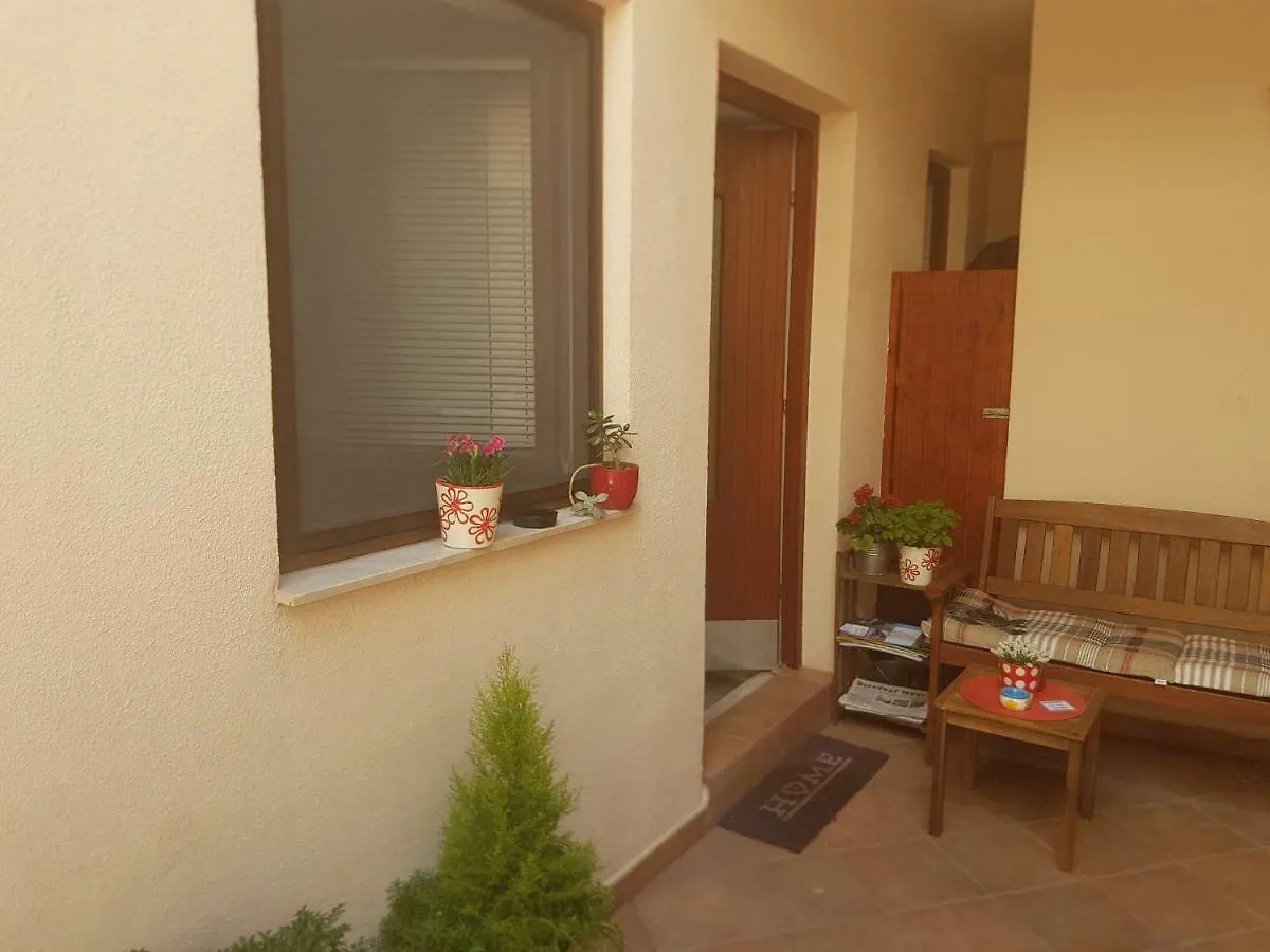 Apartments And Rooms Villa Lina Split